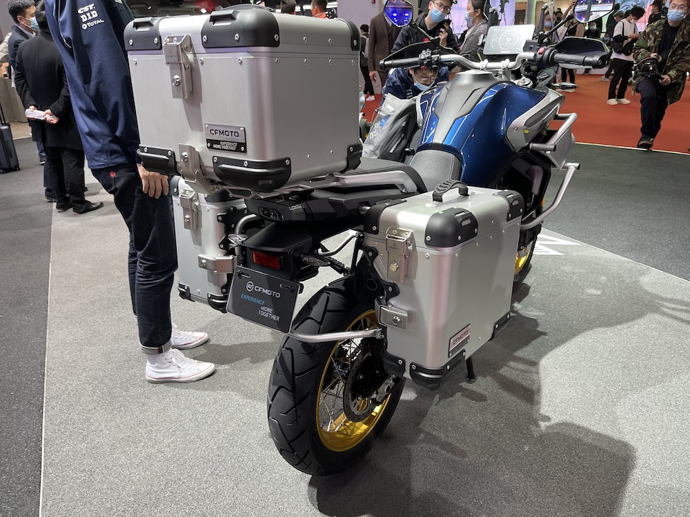 768-6.368万 春风800mt摩托车上市