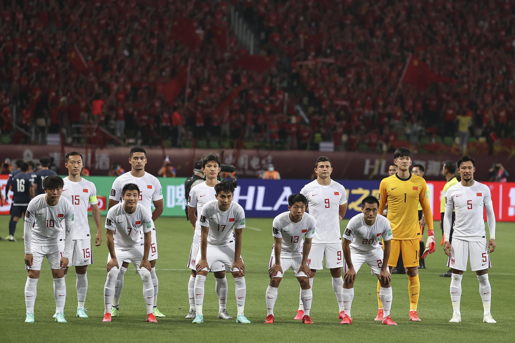 当日,在江苏苏州举行的2022年卡塔尔世界杯预选赛亚洲区40强赛中,中国