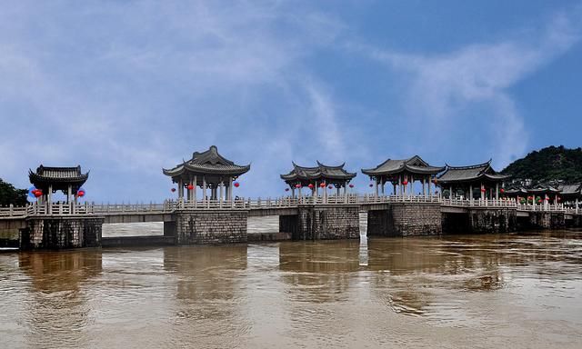 潮州不只是美食,还有一座宋代广济古桥,每天上演"拆桥"节目!