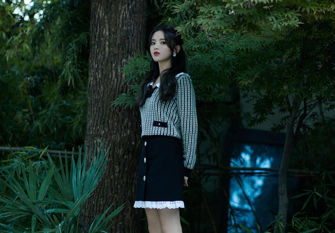 郭京飞,谢谢你让杨超越摘掉了"锦鲤"的标签