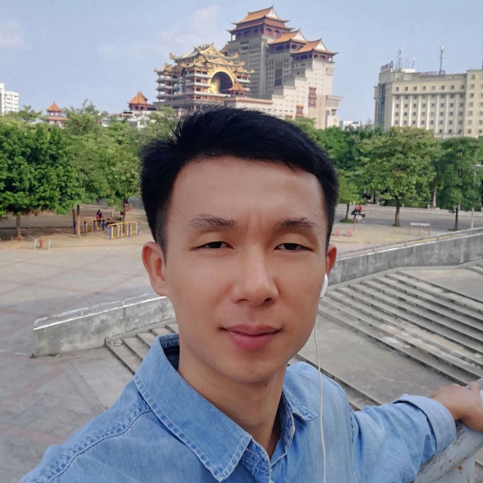 广西小伙公开向张伟丽表白我一直暗恋你你五官好看身材很标准