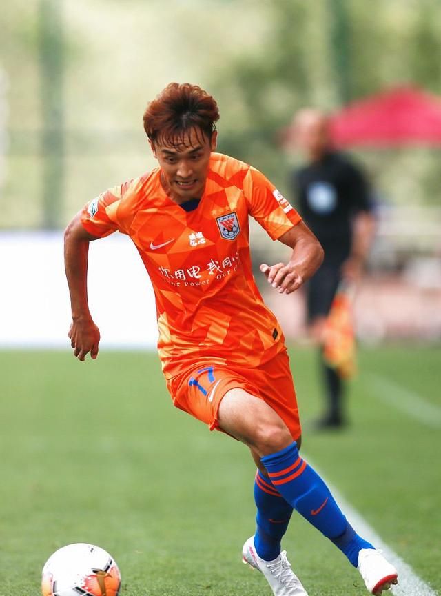 中国男足胜关岛观察:接下来需要解决谁是球队第一中锋的问题!休闲区蓝鸢梦想 - Www.slyday.coM 中国男足胜关岛观察:接下来需要解决谁是球队第一中锋的问题!休闲区蓝鸢梦想 - Www.slyday.coM