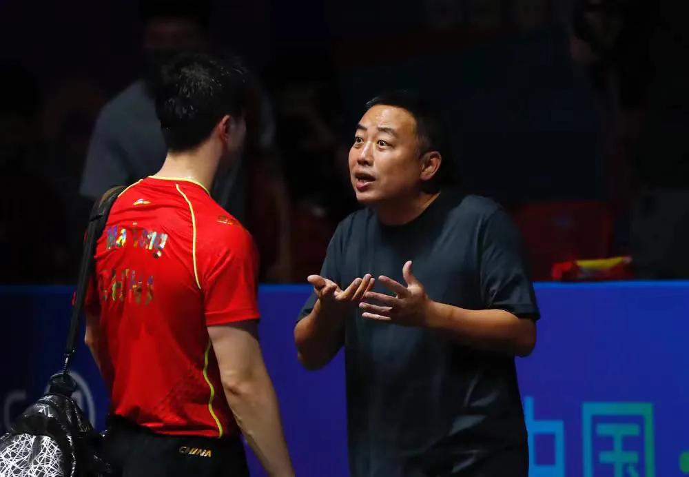 马龙输球了,跟他输给张本智和那两次一样的模式…|张本智|徐晨皓|马龙