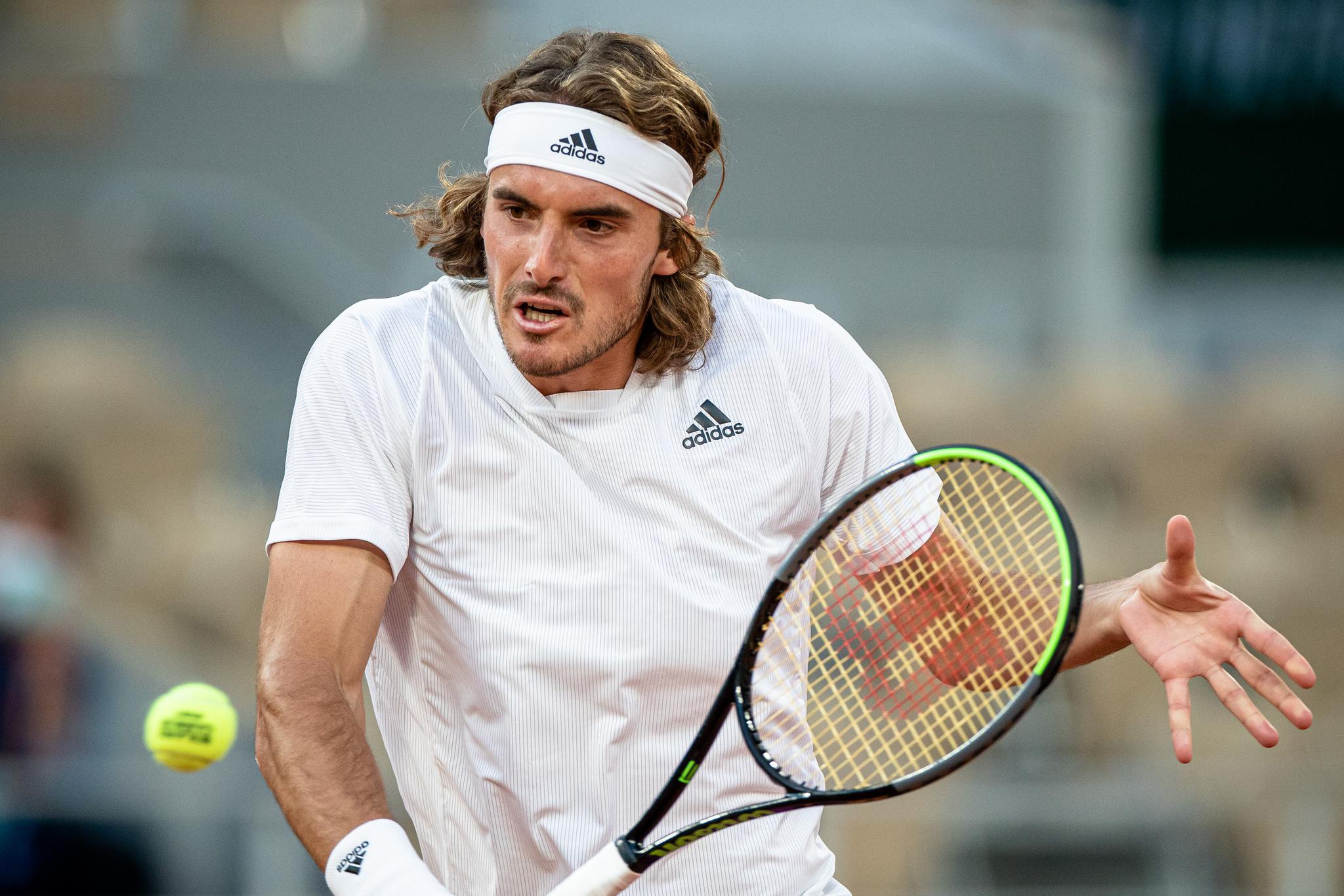 网球——法网: 西西帕斯首轮晋级