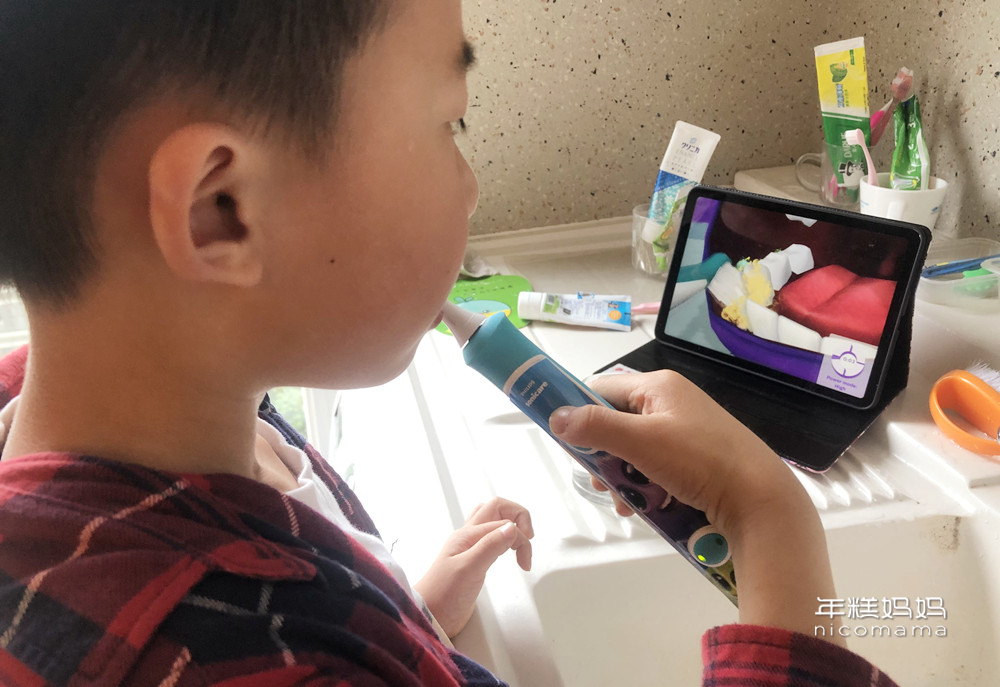 医生不建议孩子自己刷牙，竟然是因为这个！休闲区蓝鸢梦想 - Www.slyday.coM