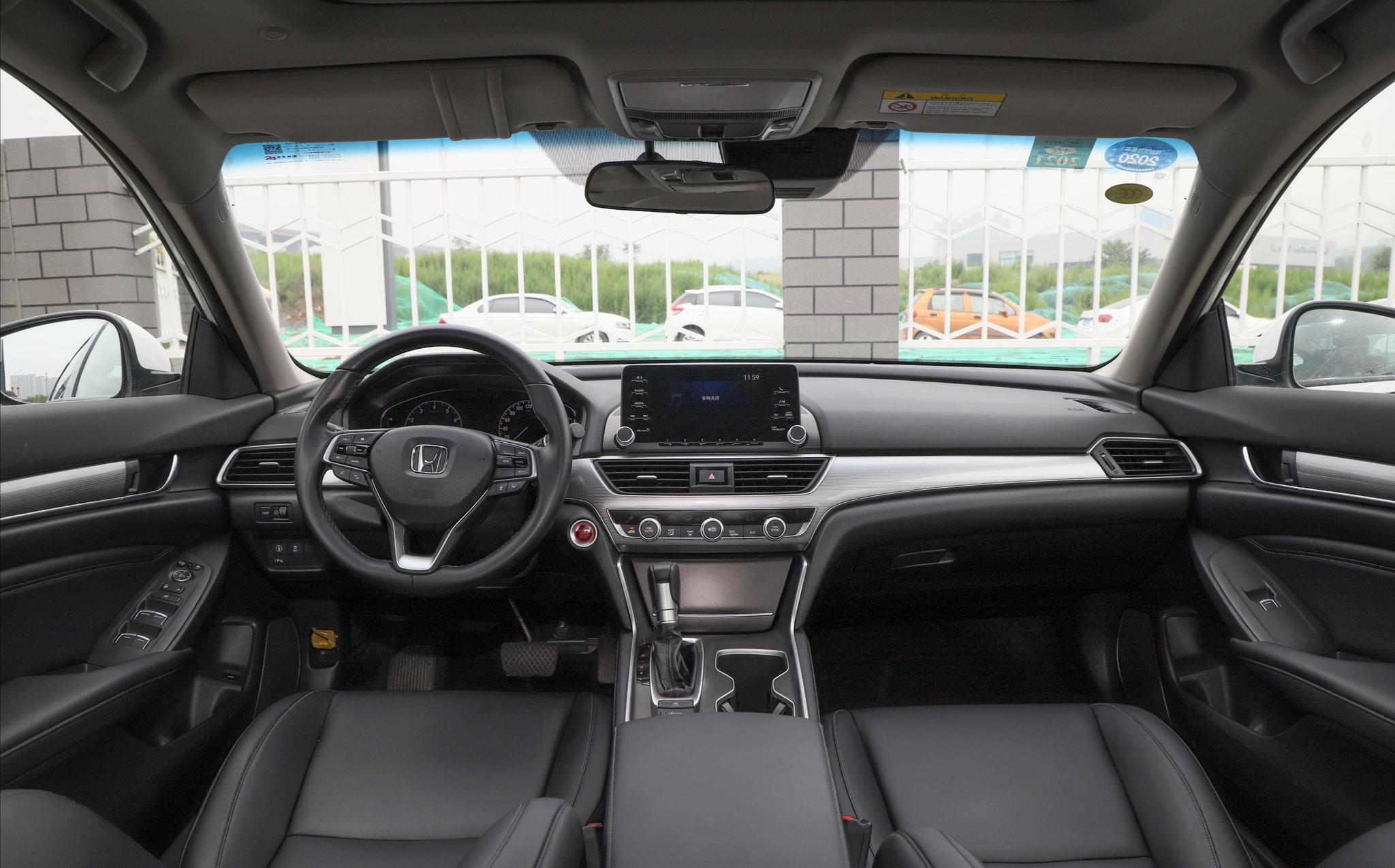 广汽"战将"雅阁,空间显大不拥挤,还带l2级自动驾驶