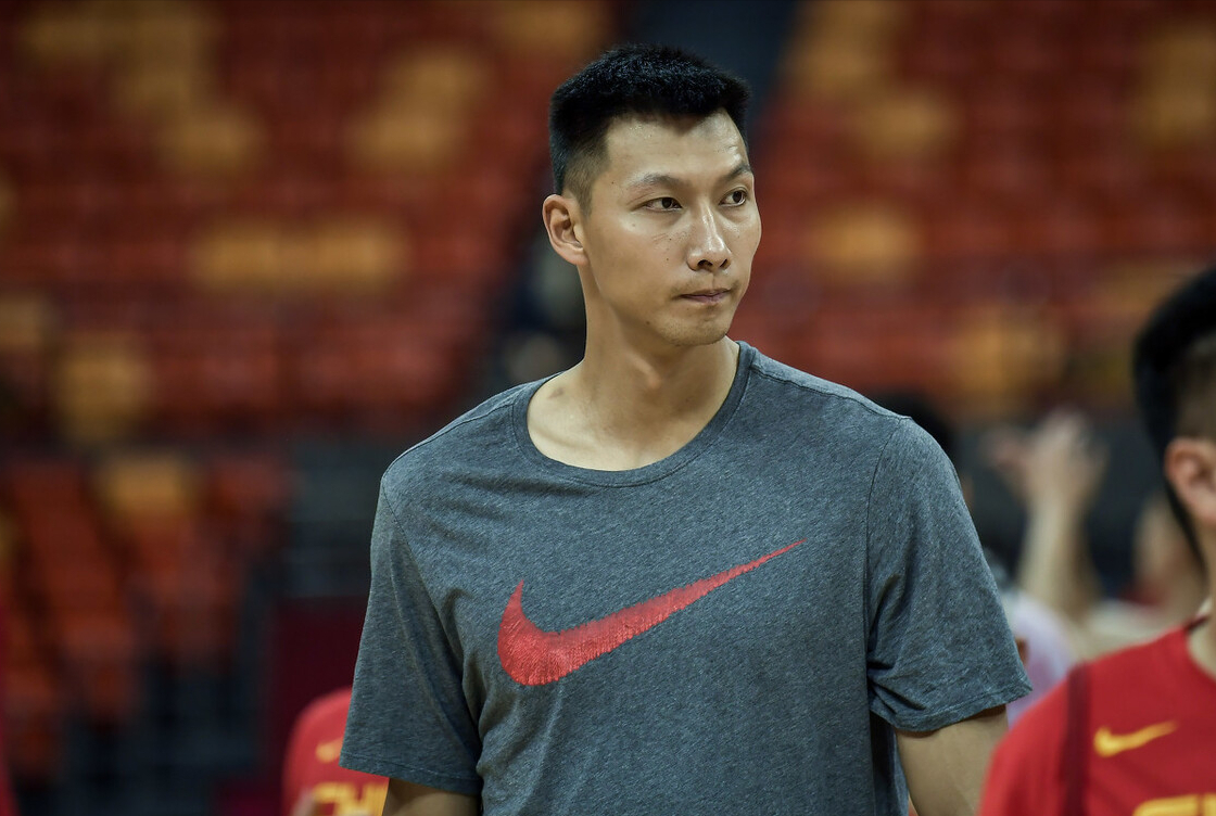 易建联归队中国男篮最强12人出炉后卫9选5让杜锋头疼