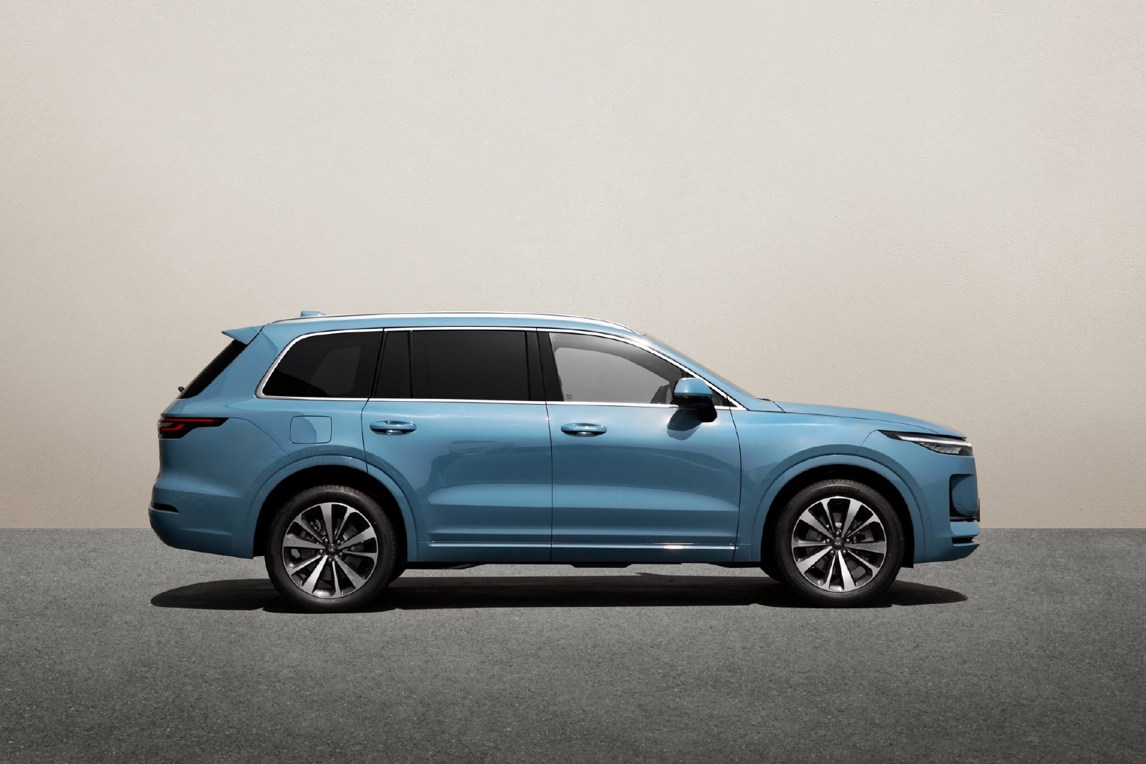 仅凭一款车型打天下新款理想one为何敢涨价一万