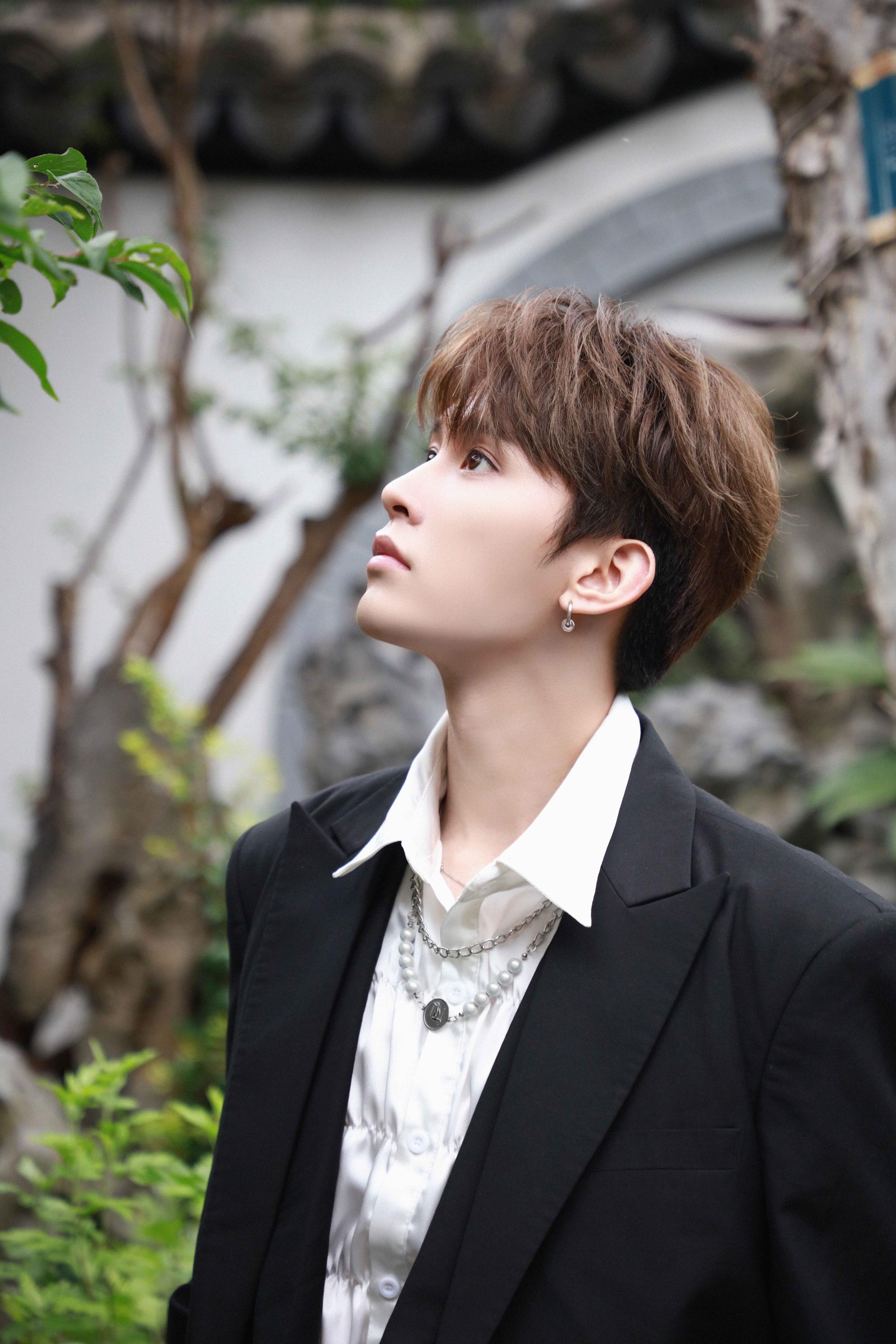 陈俊宇出席hi嗨姑苏520活动温润少年带你感受魅力苏州