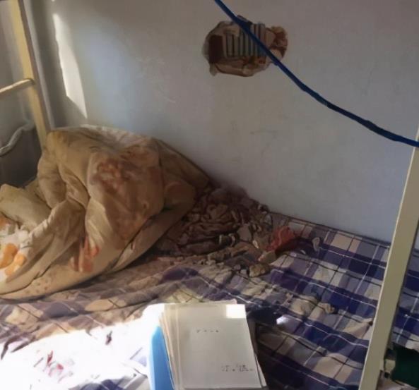 大学宿舍寒碜程度排名堪比荒野求生真是低估了学生的承受能力