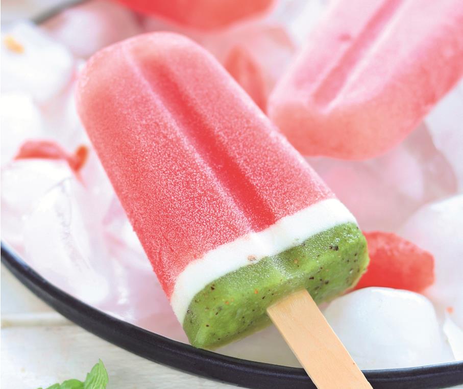 充满童趣的西瓜冰棍消暑解渴制作简单还有奇异果