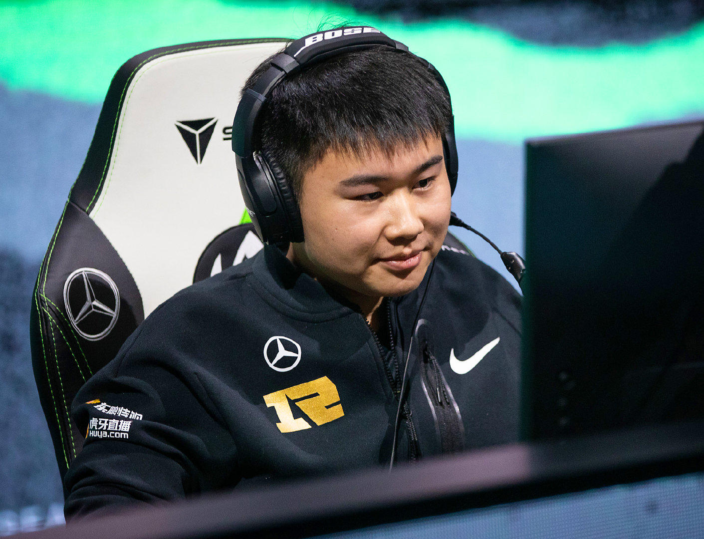 教练poppy谈rng五名选手成长:wei像个小教练,cryin进步很大