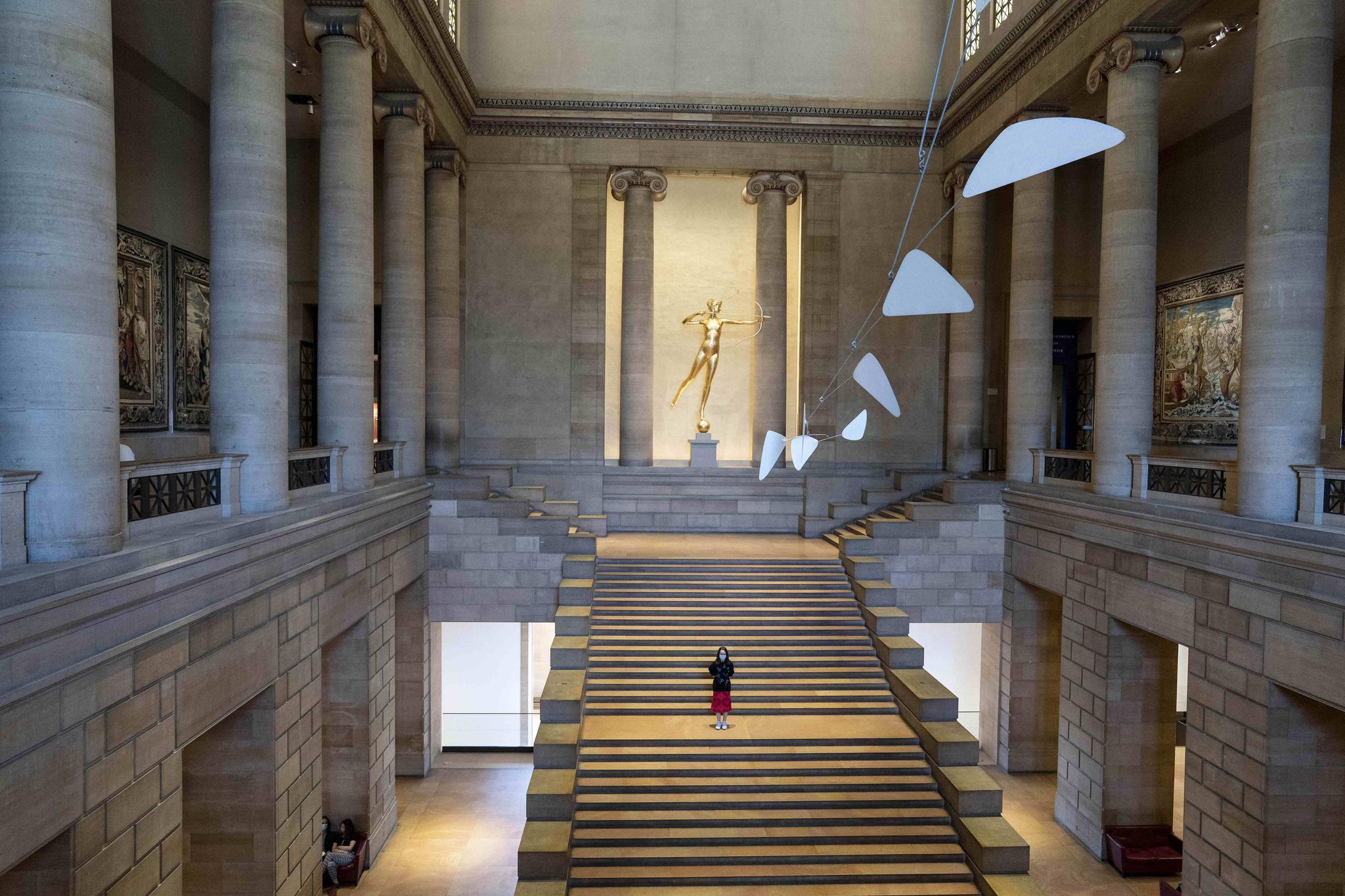 美国费城艺术博物馆翻新扩建后对公众开放