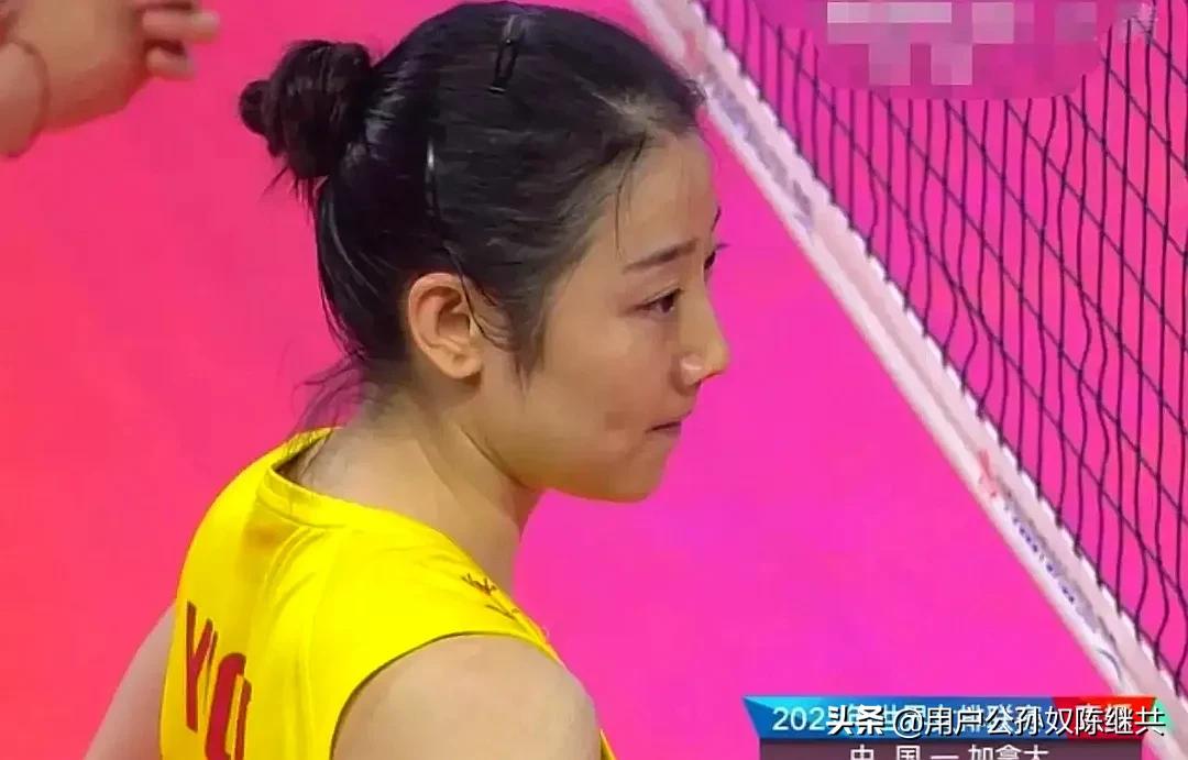 中国女排2：3输加拿大并非世界末日，无谓失误太多原因球迷可知？休闲区蓝鸢梦想 - Www.slyday.coM