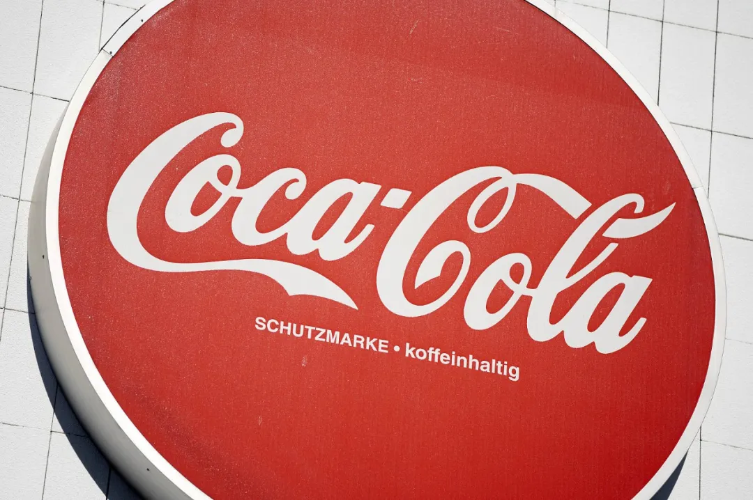 可口可乐在中国卖酒了快乐酒加入快乐水家族