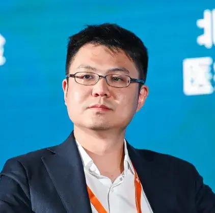 杨溯 提到医药险的深度融合,2020年爆火的惠民保是绕不开的话题,您对