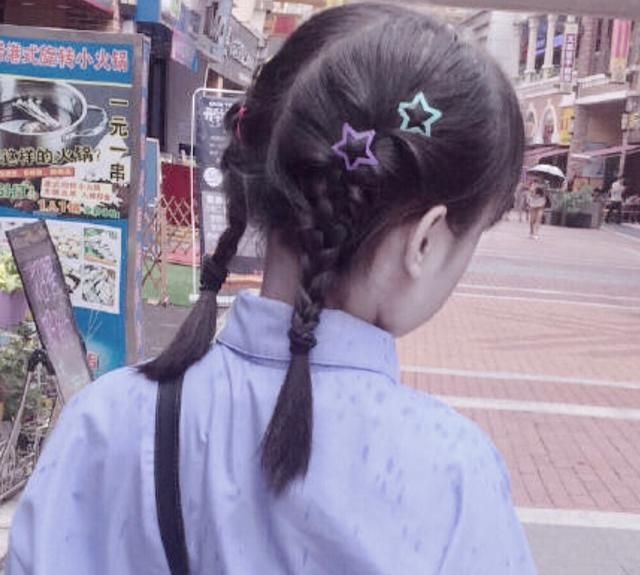 六一儿童节不烂大街的朋友圈文案休闲区蓝鸢梦想 - Www.slyday.coM 六一儿童节不烂大街的朋友圈文案休闲区蓝鸢梦想 - Www.slyday.coM