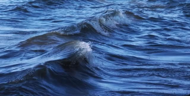 3个简单技巧,用手机拍出独特的"水的形状"