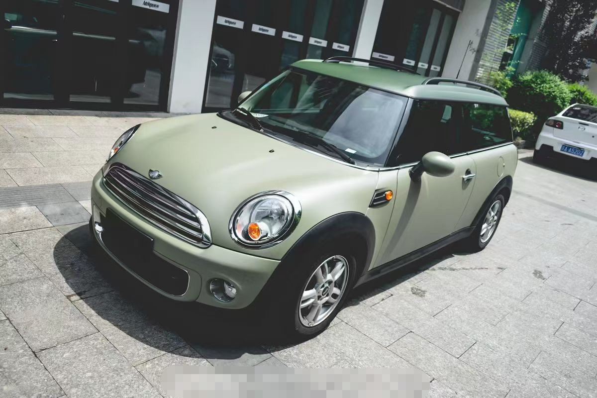 MINI CLUBMAN改色水晶卡其绿 复古文艺的感觉怎么样-新浪汽车