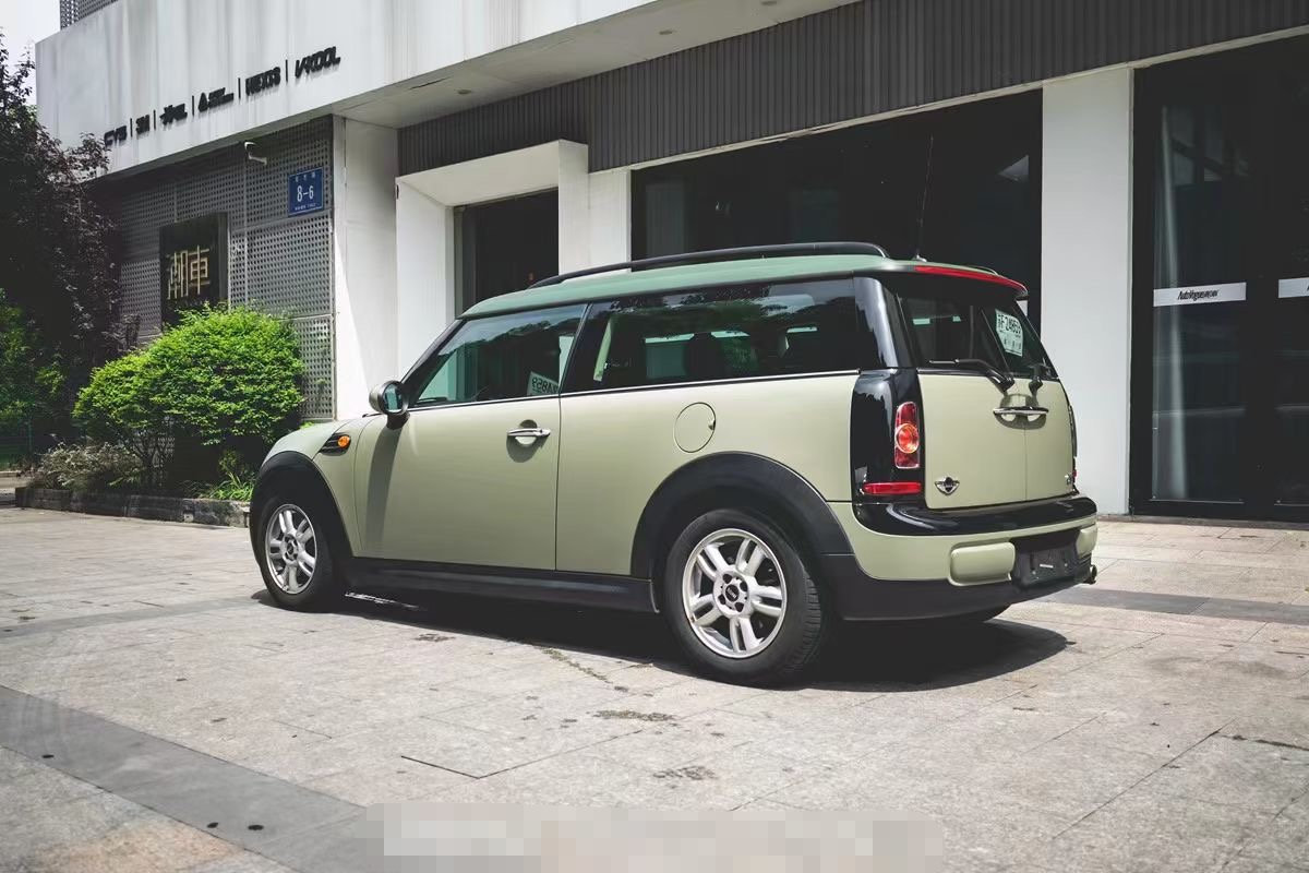 mini clubman改色水晶卡其绿 复古文艺的感觉怎么样