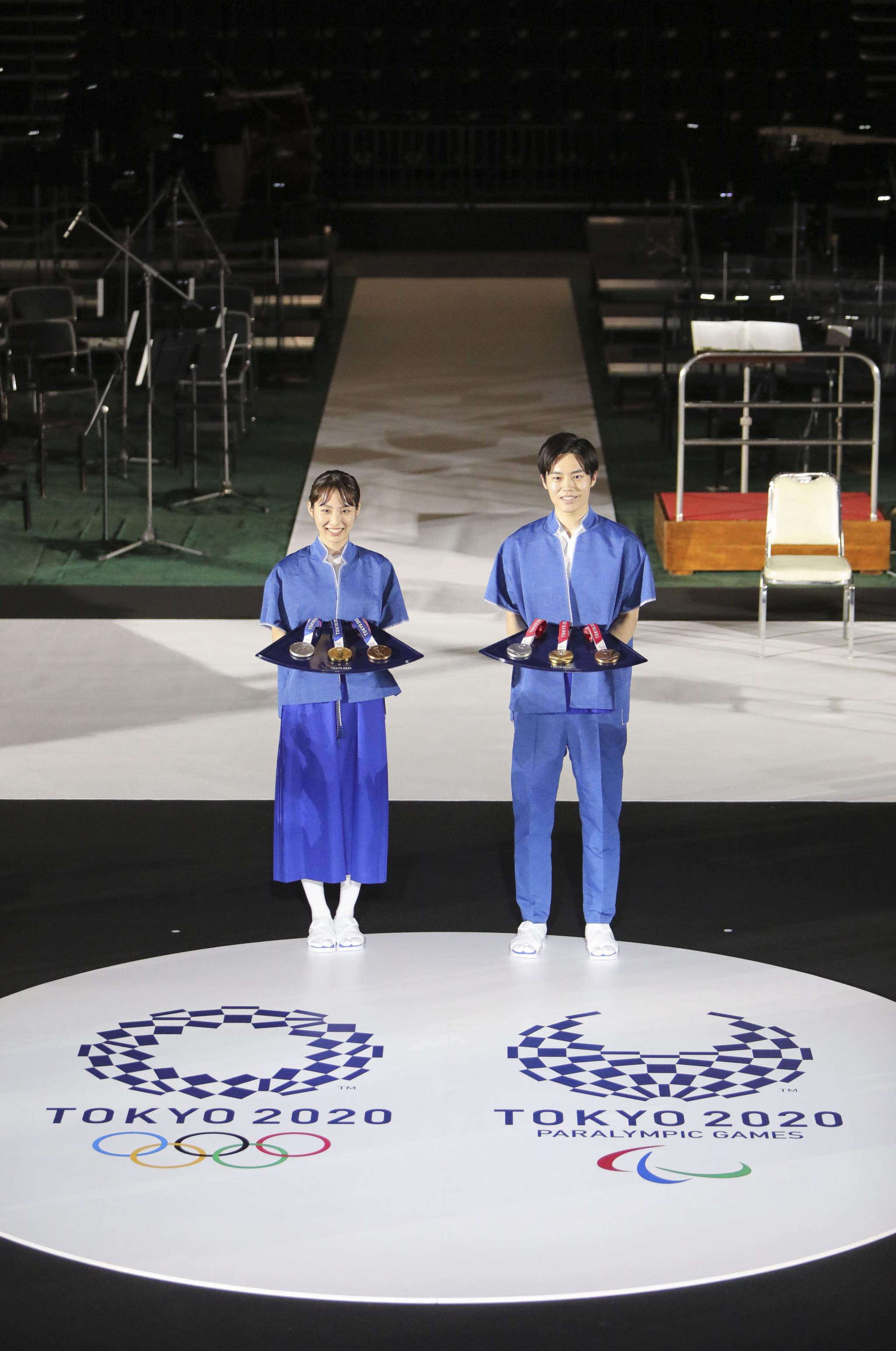 东京奥运会倒计时50天颁奖音乐服装和领奖台亮相