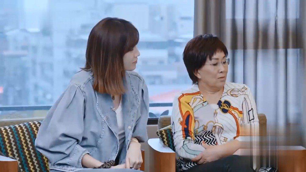 婆婆和妈妈:侯佩岑妈妈直言刚知道侯佩岑去当主播