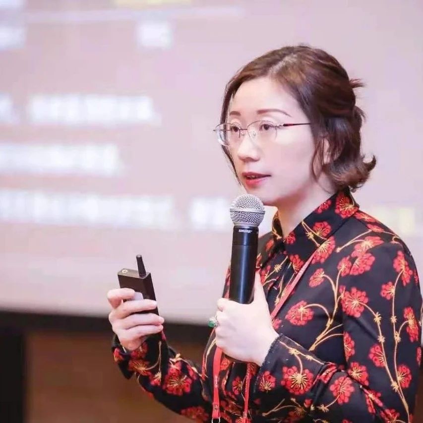 张丽俊：没这个素养，做不了高管|阿里_新浪新闻