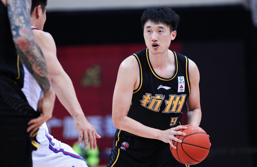 曝李京龙签约广州龙狮,告别浙江广厦,能否证明自己