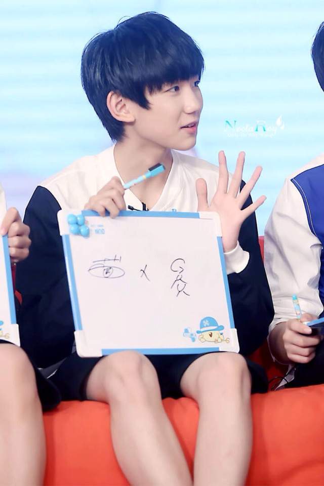 王源又押中高考作文题？看似巧合，其实是爱豆切中了主旋律休闲区蓝鸢梦想 - Www.slyday.coM