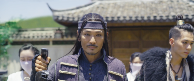 任贤齐赖美云合作《铁血丹心》 网友: 唱得真好听 就是费老楞!