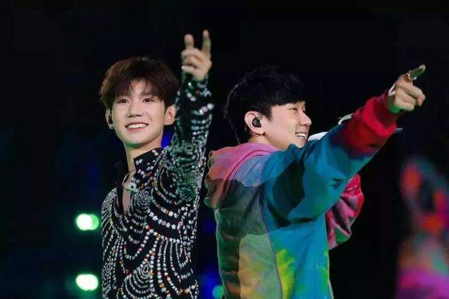 王源又押中高考作文题？看似巧合，其实是爱豆切中了主旋律休闲区蓝鸢梦想 - Www.slyday.coM