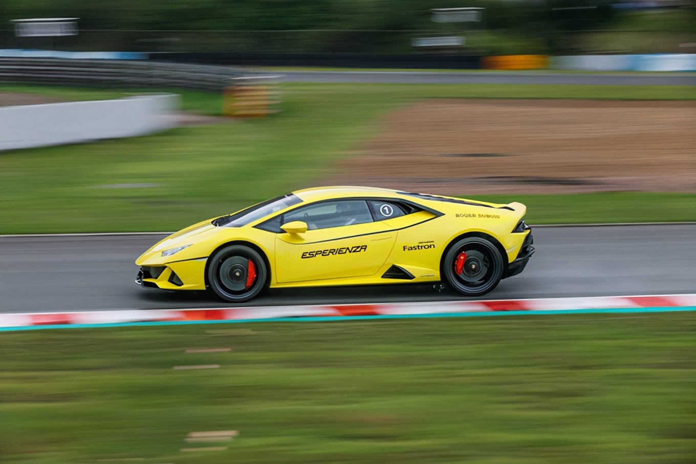 兰博基尼赛道日体验,毕生难忘的经历