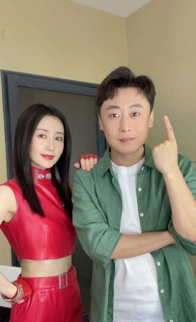 梦回魔幻手机舒畅李滨时隔13年再相聚两人颜值大不同