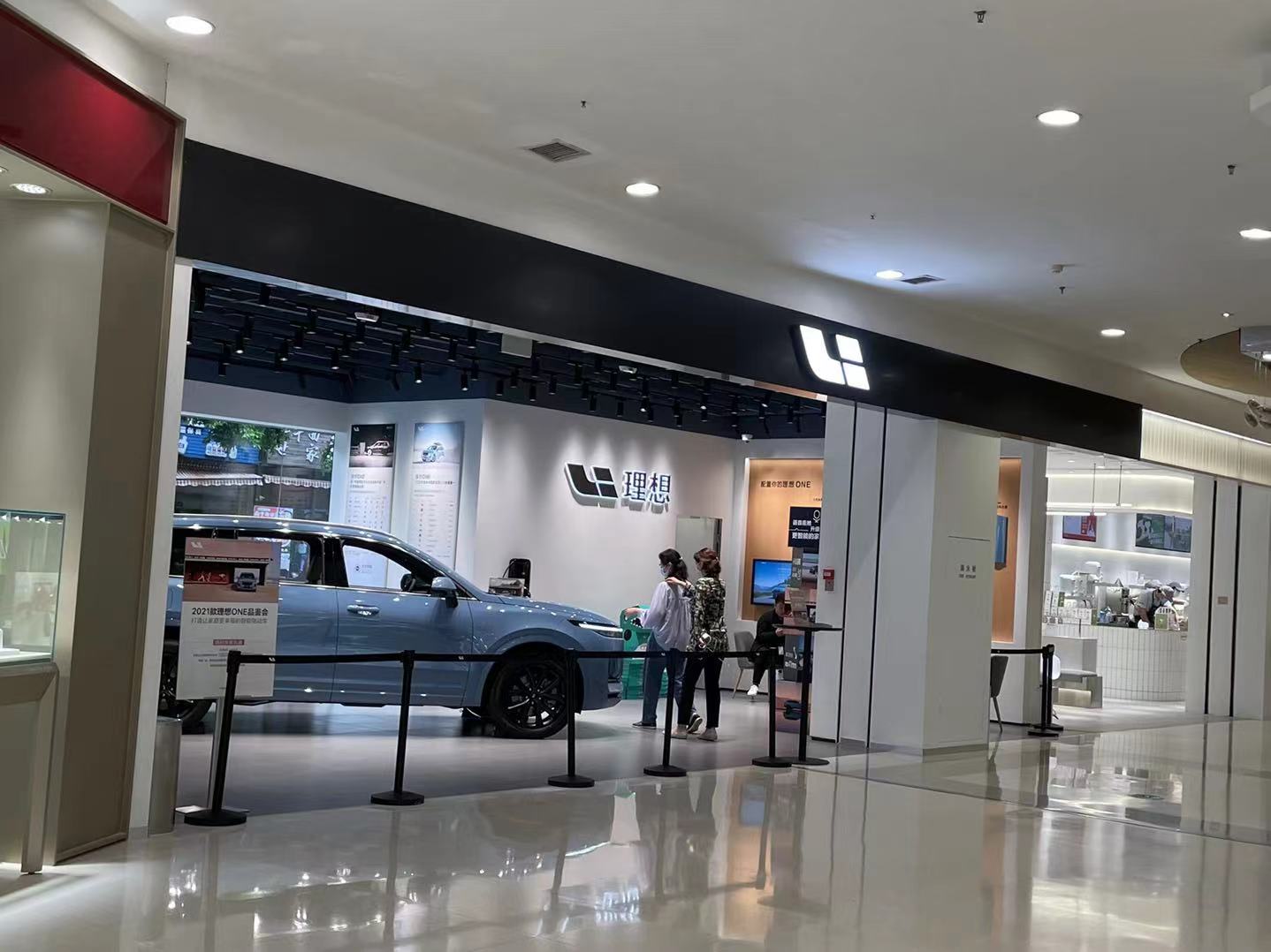 探店丨理想one:店员提前一周得知上市,维权暂未影响销售-新浪汽车