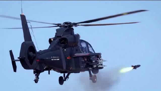 鹰击长空!陆航武装直升机实弹射击训练! (人民陆军)