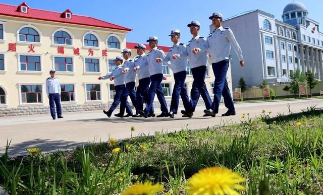 狠抓队列训练,促进作风养成