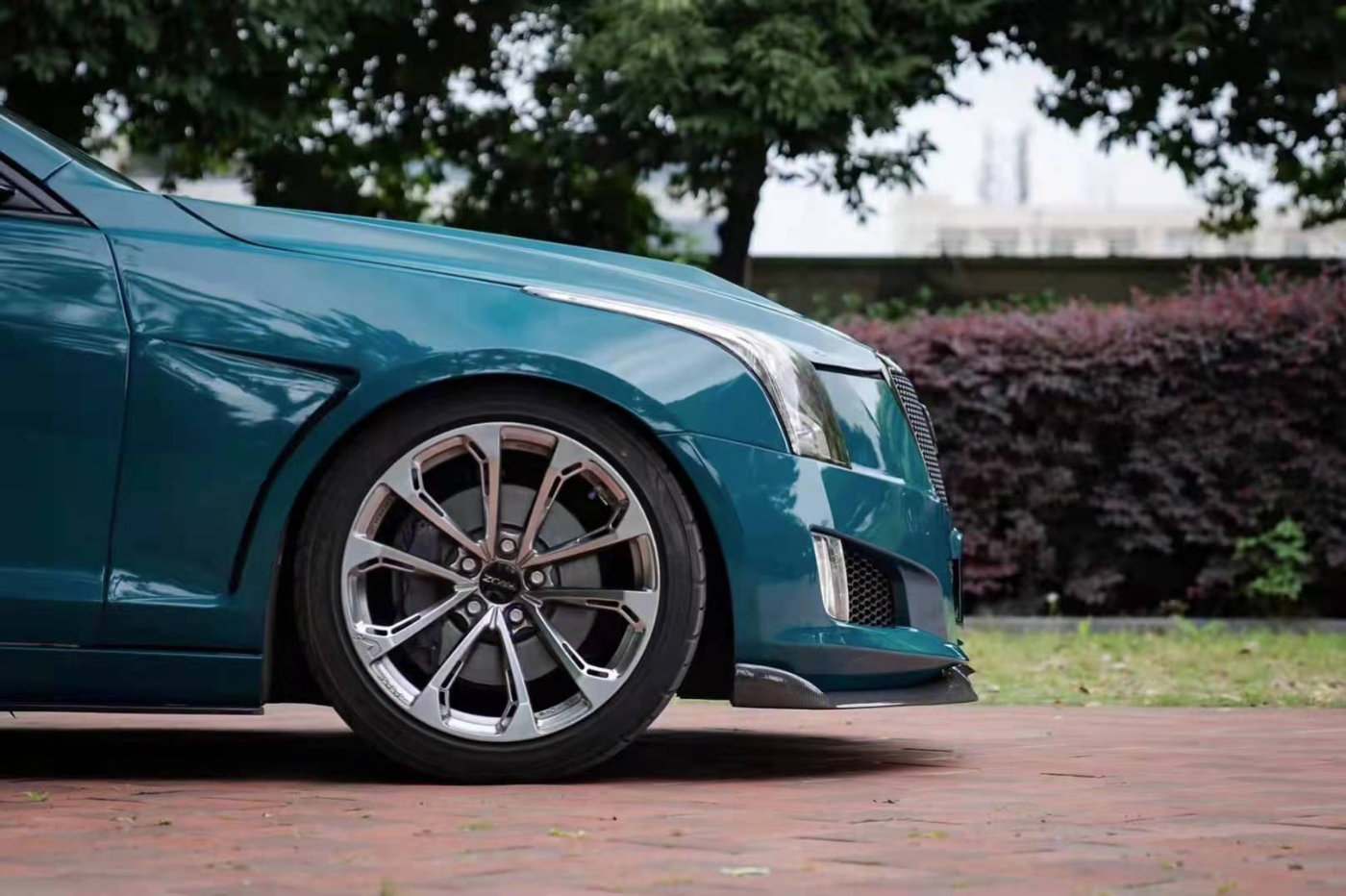 改色膜案例:凯迪拉克ats改色地狱绿 霸气的感觉你怕不怕