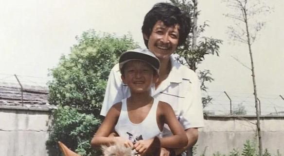 中国“拳王”邹市明,娇妻北大毕业身材傲人,三个儿子户籍都不同休闲区蓝鸢梦想 - Www.slyday.coM 中国“拳王”邹市明,娇妻北大毕业身材傲人,三个儿子户籍都不同休闲区蓝鸢梦想 - Www.slyday.coM