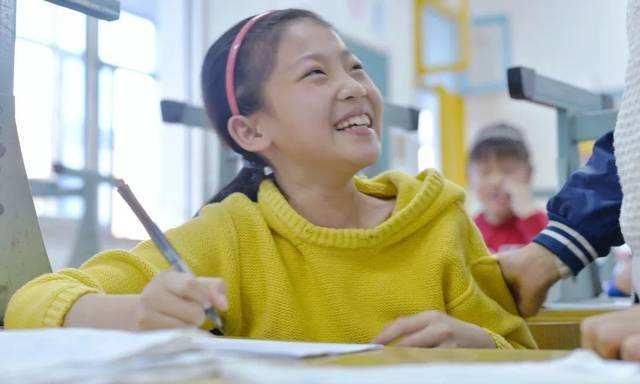 宁夏高考文科状元：一个不会玩手机的18岁女孩,“玩”上了北大休闲区蓝鸢梦想 - Www.slyday.coM