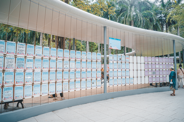 暗访深圳莲花山相亲角年薪50w有车有房高学历竟然没人要