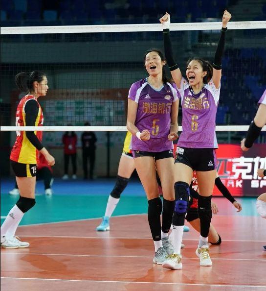 郎平、朱婷、张常宁面临一个新的问题：下周谁是中国女排的队长？休闲区蓝鸢梦想 - Www.slyday.coM