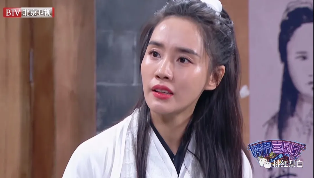 反而是赵薇没怎么花大力气培养的张哲瀚,在上半年靠着一部《山河令》