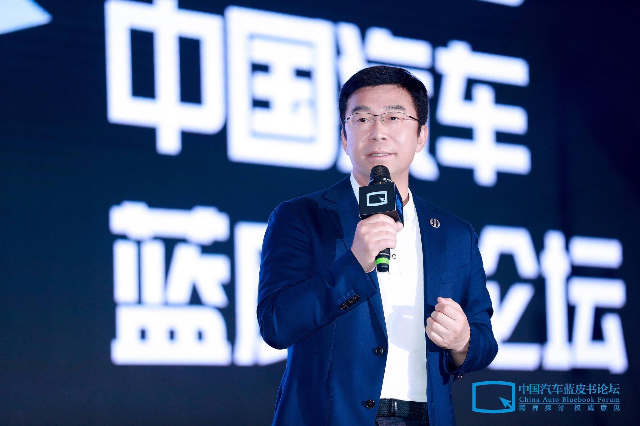 华人运通丁磊:无人不是新造车,产业无边界思维深刻变革-新浪汽车