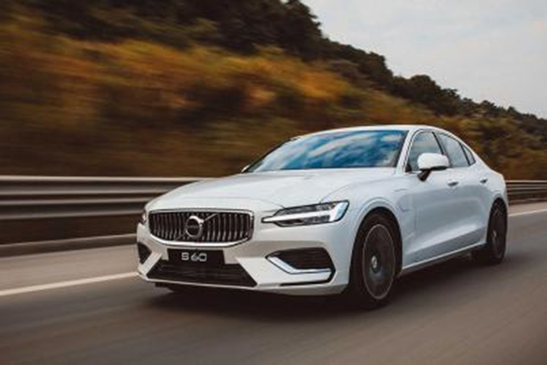 豪华车怎么选？沃尔沃S60、<a class=