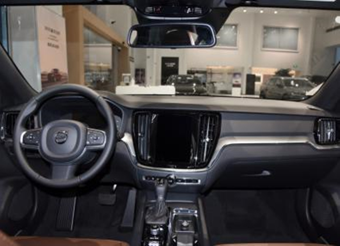 豪华车怎么选？沃尔沃S60、<a class=