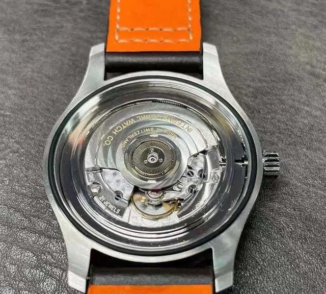 机械表大师:手表保养需要多少钱?不同品牌的费用为何相差甚远?休闲区蓝鸢梦想 - Www.slyday.coM 机械表大师:手表保养需要多少钱?不同品牌的费用为何相差甚远?休闲区蓝鸢梦想 - Www.slyday.coM