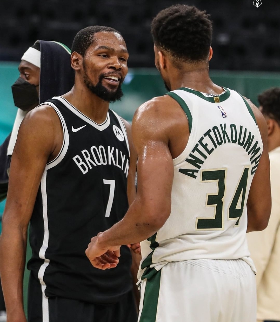 字母哥不玩了.|杜兰特|雄鹿|字母哥_新浪新闻