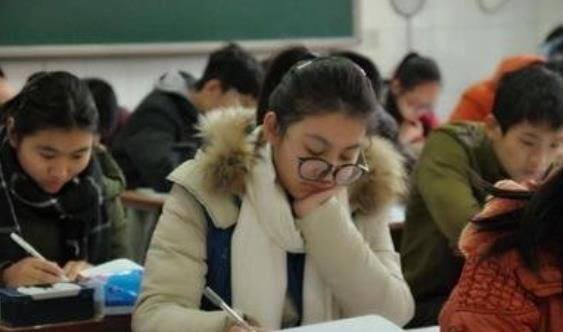 大学毕业后才知道 文科生理科生到底差在哪 现实或不太容易接受 理科 理科生 文科 新浪新闻 大学毕业后才知道 文科生理科生到底差在哪 现实或不太容易接受 理科 理科生 文科 新浪新闻