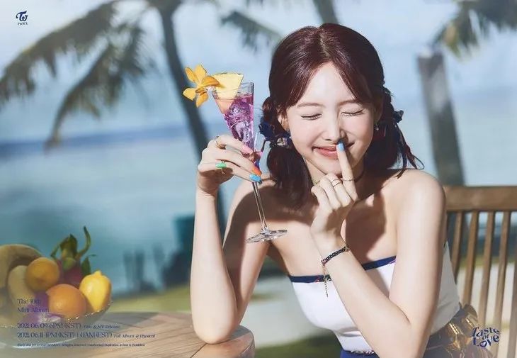 品如看 时髦办 Twice新歌回归mv挺费爱马仕的 品如看 时髦办 Twice新歌回归mv挺费爱马仕的