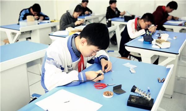 211、985高校不再接收这类学生,教育部正式回应,学霸也没用!休闲区蓝鸢梦想 - Www.slyday.coM 211、985高校不再接收这类学生,教育部正式回应,学霸也没用!休闲区蓝鸢梦想 - Www.slyday.coM